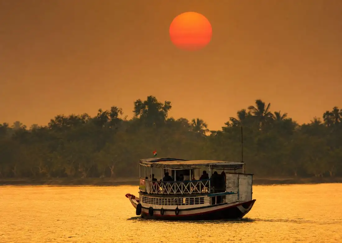 Travel adventure and tour experiences